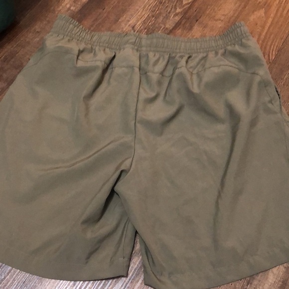 Nike running shorts - Picture 5 of 10